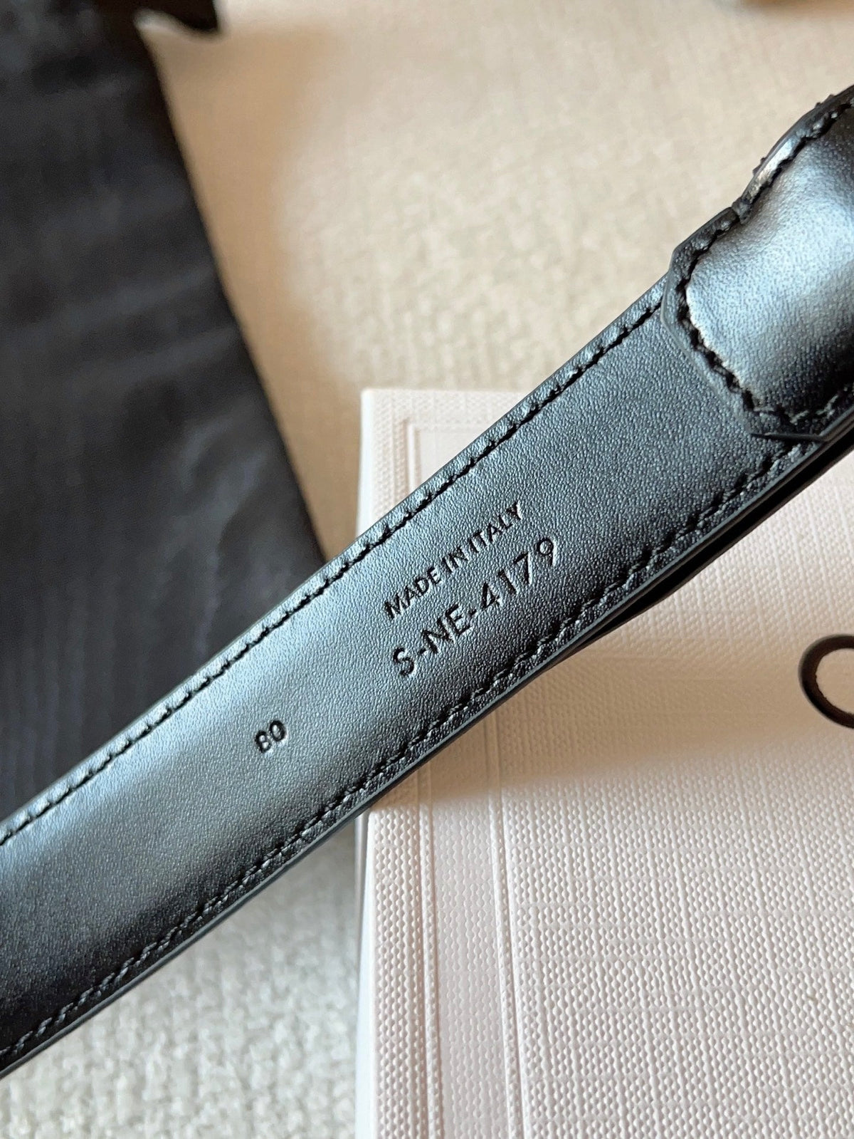 CELINE 25S BELT 25MM IN BLACK CALFSKIN GOLD HARDWARE 561796